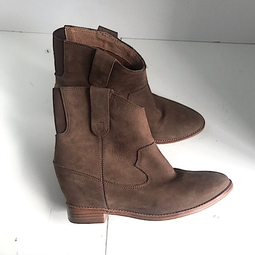 Rowen Brown Nubuck Ankle Boots Western Size 7